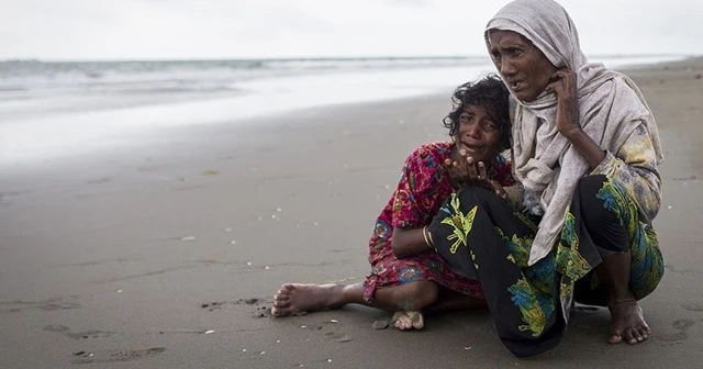 Myanmarlı askerler, Arakanlı Müslümanlara 'soykırım' yaptıklarını itiraf etti