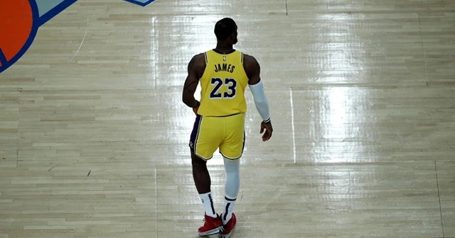 NBA'de yılın 5'leri belirlendi