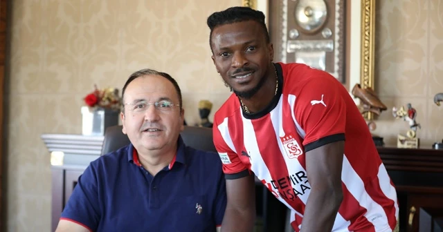 Olarenwaju Kayode resmen Sivasspor’da