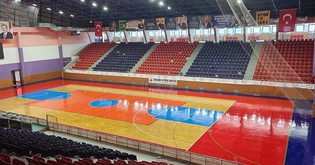 Ordu’nun en büyük spor salonu yenilendi