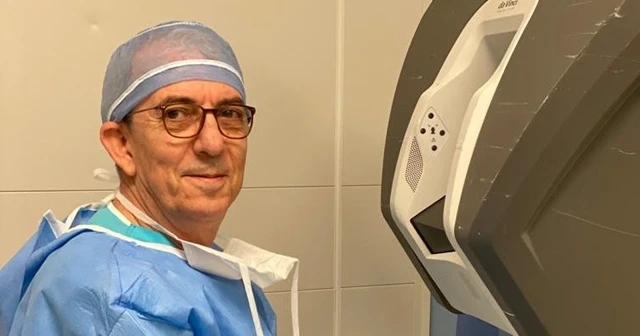 Profesörden uyarı: Korona virüslü hayata alışmak zorundayız