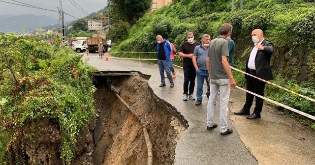 Rize&#039;de şiddetli yağmur heyelanlara neden oldu