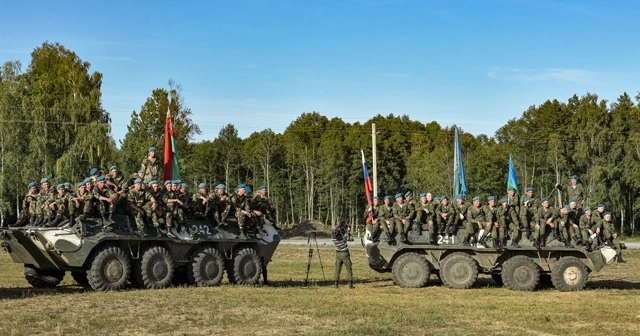 Rusya ve Belarus'un düzenlediği "Slav Kardeşliği" tatbikatının ikinci etabı başladı