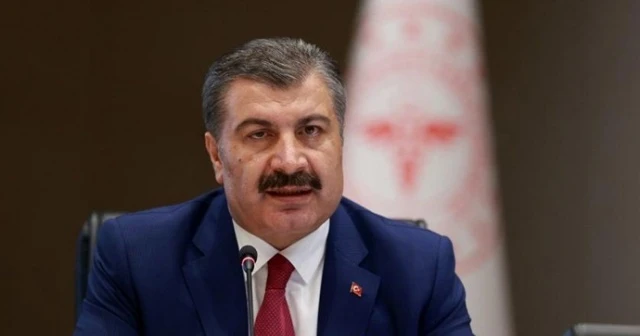 Sağlık Bakanı Koca’dan salgına karşı önlemlere dikkat çeken kapak tasarımı