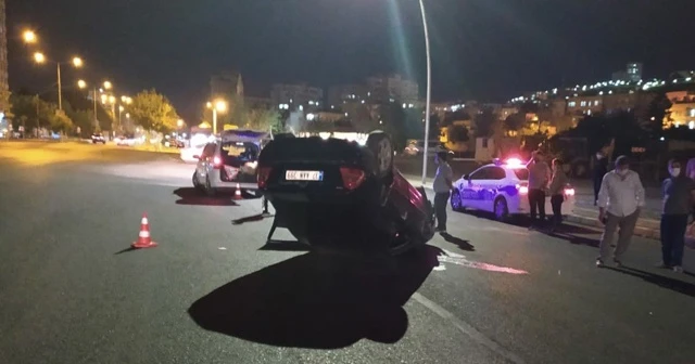 Şanlıurfa'da hızlı giden araç takla attı