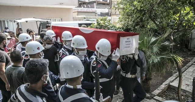 Şehitlerimizi uğurluyoruz