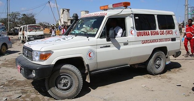 Somali&#039;de caminin dışında intihar saldırısı: 3 ölü
