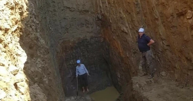 Su kuyusu kazarken göçük meydana geldi