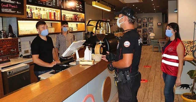 Türkiye'nin koronavirüsle mücadelesinde son 24 saatte yaşananlar