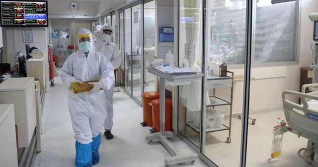 Türkiye'nin koronavirüsle mücadelesinde son 24 saatte yaşananlar