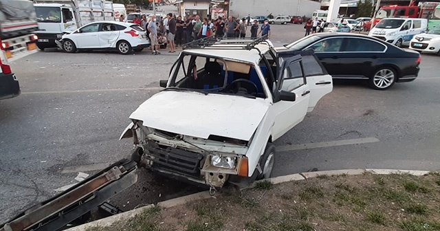 Uşak’ta trafik kazası; 5 yaralı