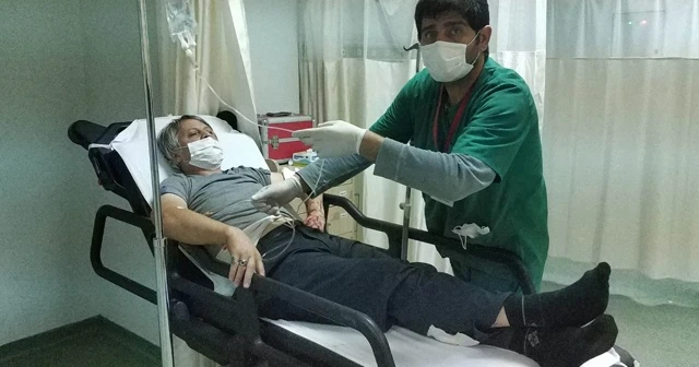 16 yaşındaki çocuk babasını bıçakla ağır yaraladı
