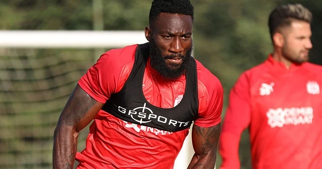 Aaron Appindangoye: “Yakında görüşeceğiz”