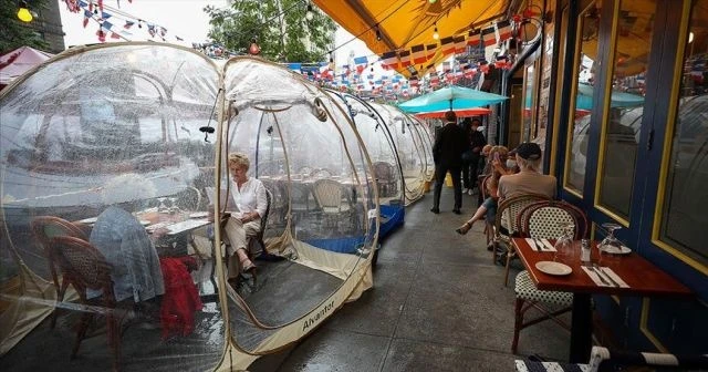 ABD'de Kovid-19'dan ölenlerin sayısı 220 bin 989'a yükseldi