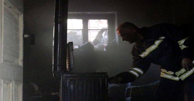 Afgan mültecilerin kaldığı evde yangın