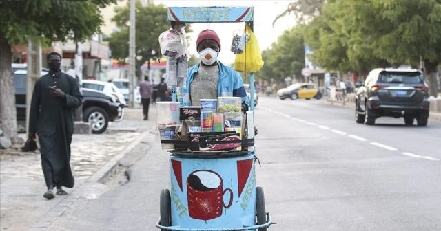 Afrika'da son 24 saatte 12 bin 56 kişide Kovid-19 tespit edildi