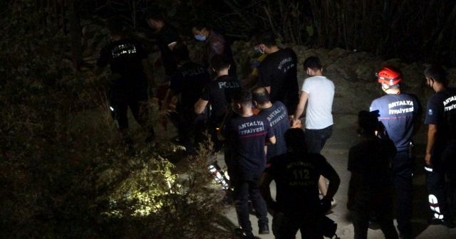 Antalya'da falezlerde can pazarı