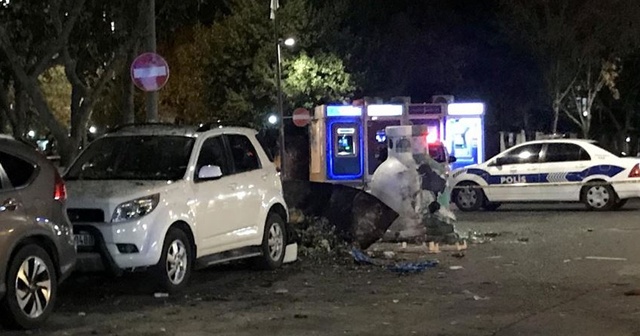 Ataşehir&#039;de çöp konteynerinde patlama