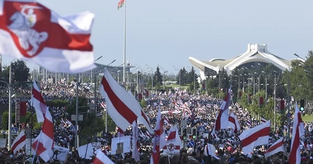 Belarus'tan batı ülkelerinin yaptırım kararına tepki
