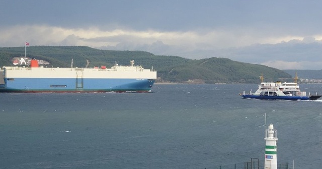 Çanakkale Boğazı gemi geçişlerine kapatıldı