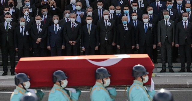 Eski Sağlık Bakanı Osman Durmuş için TBMM&#039;de cenaze töreni düzenlendi