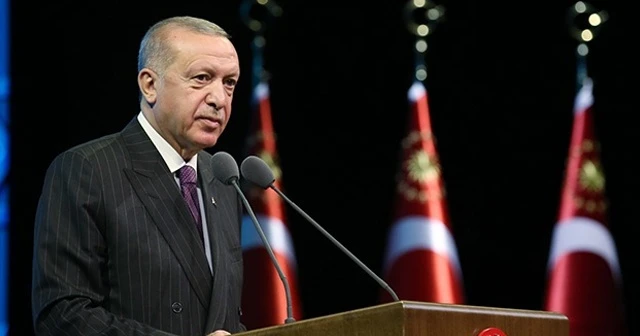 Fransız Le Monde&#039;dan Cumhurbaşkanı Erdoğan&#039;a övgü!