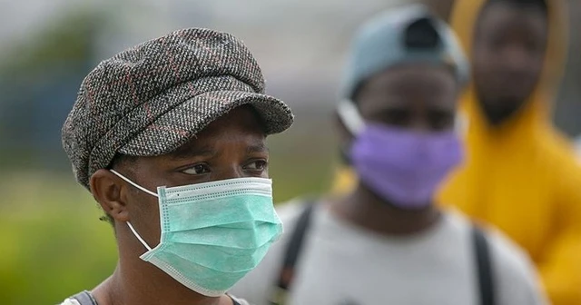 Güney Afrika Cumhuriyeti'nde Kovid-19 vaka sayısı artıyor