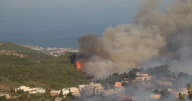 Hatay yanarken, PKK sempatizanları reklam peşine düştü