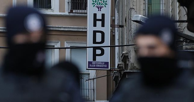 HDP&#039;li il başkanı, fitreleri cezaevindeki teröristlere yollamış