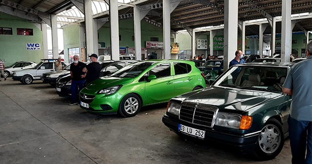 İkinci el araçlarda fiyatlar yükselmeye devam ediyor