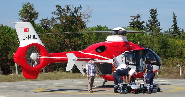 İnşaattan düşen şahsın yardımına ambulans helikopter yetişti