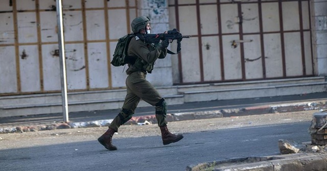 İsrail askerleri Batı Şeria&#039;da 3 Filistinliyi yaraladı