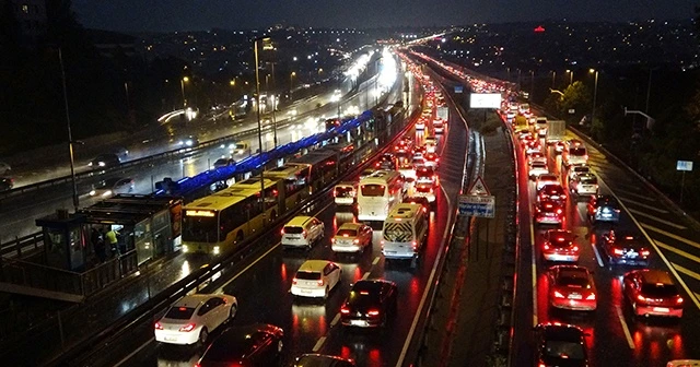 İstanbul trafiğinde yoğunluk rekoru