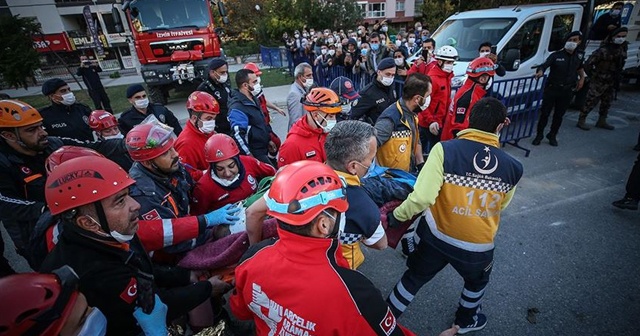 İzmir depreminde yaralananların bilgisine 184 SABİM hattından ulaşılabiliyor