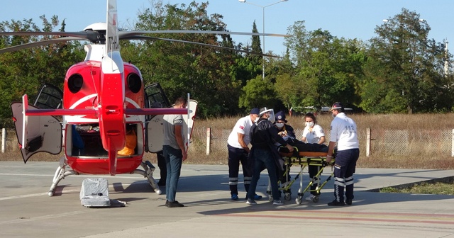 Kalp krizi geçiren yaşlı adamın yardımına ambulans helikopter yetişti