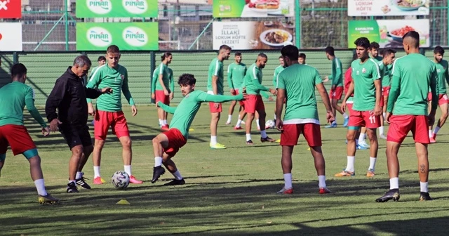 Karşıyaka’da 2 pozitif vaka