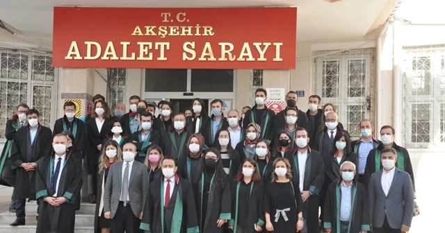 Konya'da bıçaklı saldırıya uğrayan avukat bir gözünü kaybetti