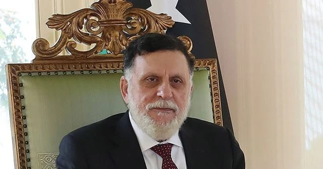 Libya Başbakanı Serrac istifadan vazgeçti