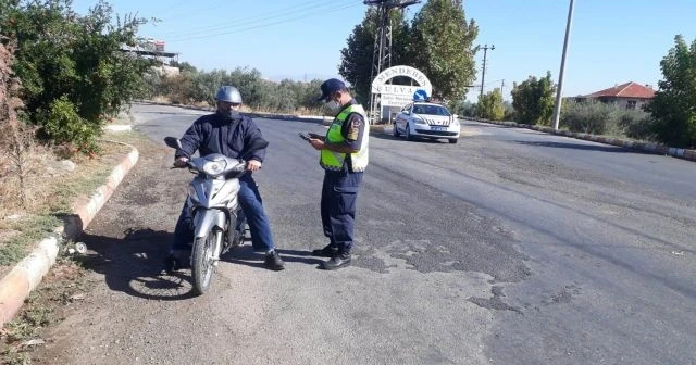 Manisa’da motosikletlere ceza yağdı