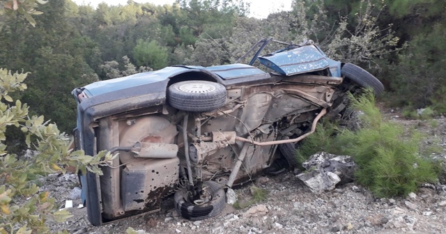 Manisa&#039;da otomobil şarampole uçtu: 1 ağır yaralı