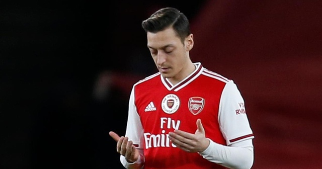 Mesut Özil&#039;den Azerbaycan&#039;a destek mesajı