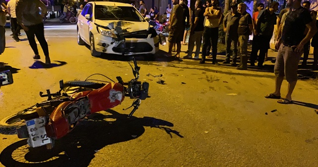 Samandağ'da otomobil ile motosiklet çarpıştı: 2 yaralı