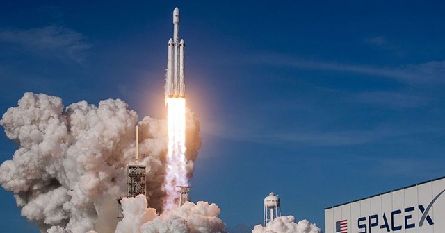 SpaceX, Starlink uydularının fırlatılışını iptal etti