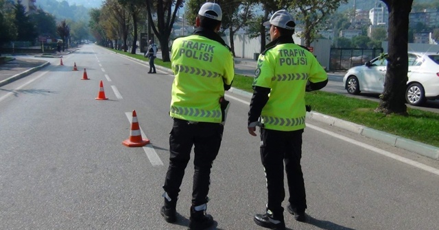 Sürücülere &#039;bilinmeyen cezalar&#039; uyarısı