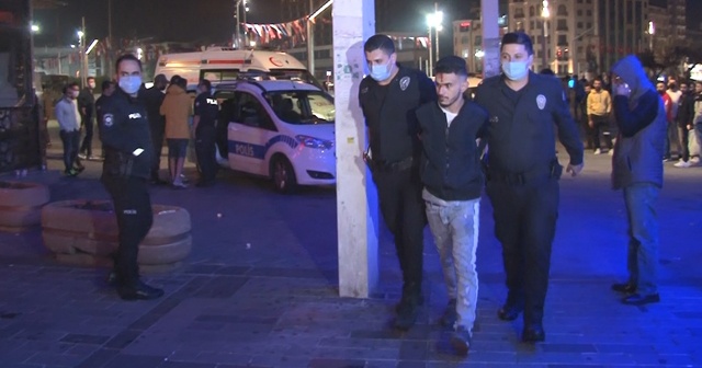 Taksim’de iki yabancı grup arasında bıçaklı kavga:1 yaralı