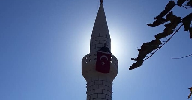 Terör örgütü PKK&#039;nın yaktığı cami yeniden inşa edildi