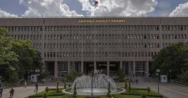 &#039;FETÖ çatı davası&#039;nda 4 sanığa ağırlaştırılmış müebbet verildi