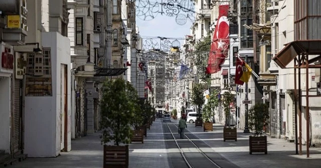 'Kademeli kısıtlama' aşamasına geçiyoruz: İki haftada bir yeni tedbirler gelecek