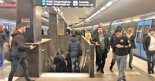 'Sürü bağışıklığı' stratejisi İsveç'e pahalıya patladı