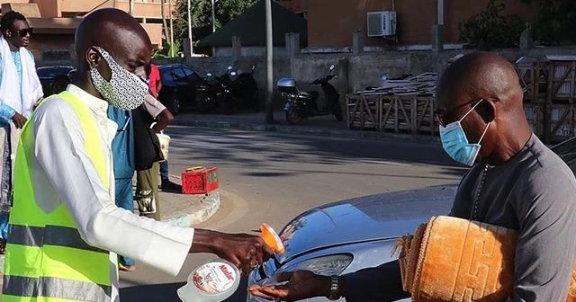 Afrika'da son 24 saatte 15 bin 346 kişide Kovid-19 tespit edildi